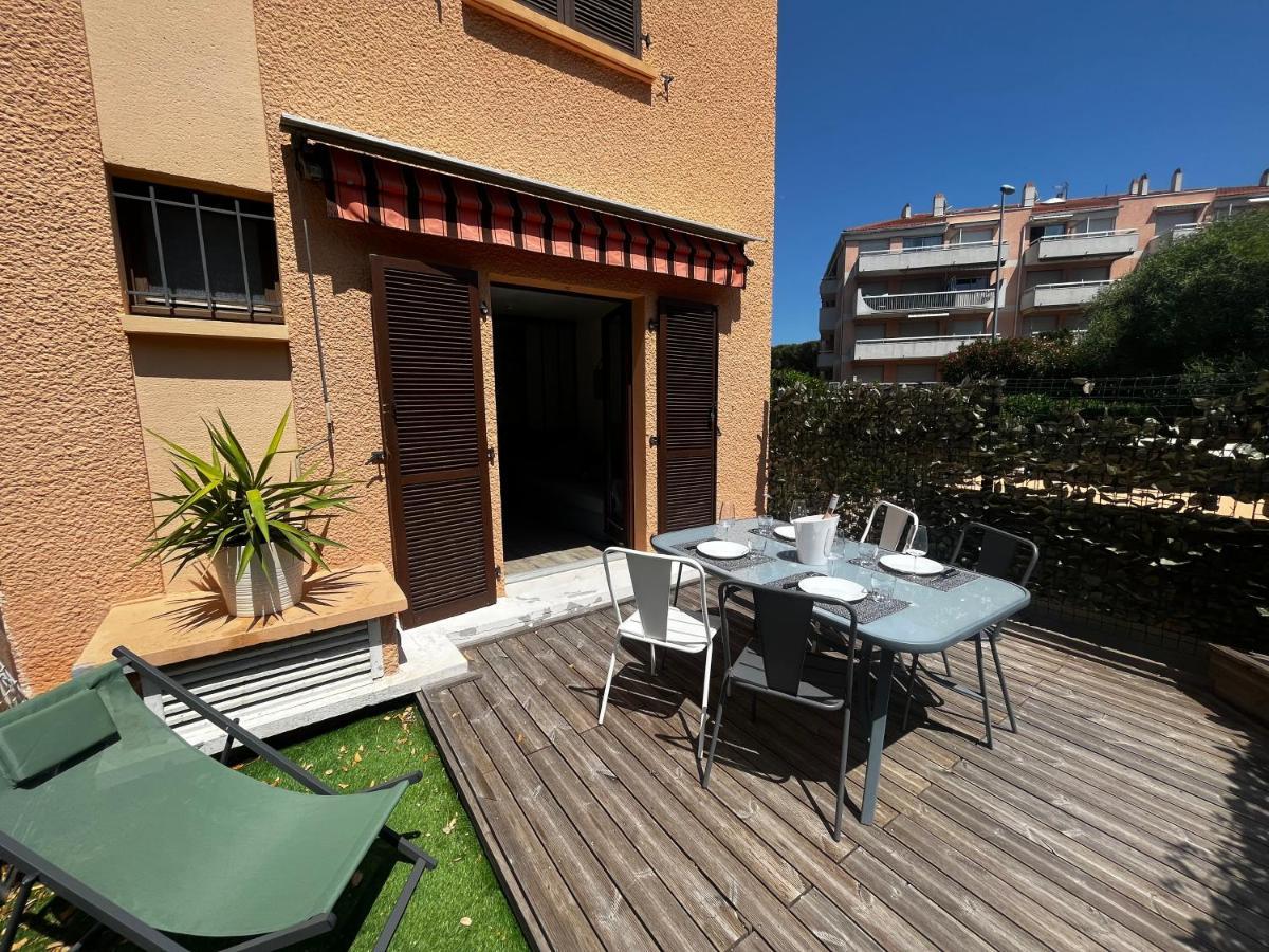 Joli Studio Ensolleille Cavalaire-sur-Mer Esterno foto